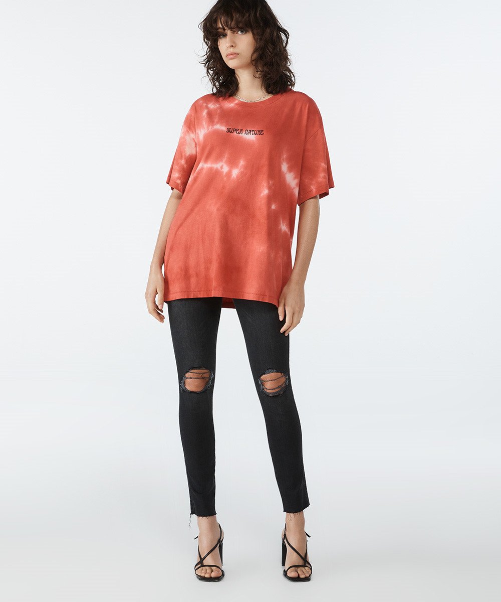 WOMENS  SUPER NATURE SS TEE RED DYE OVERSIZED TEES