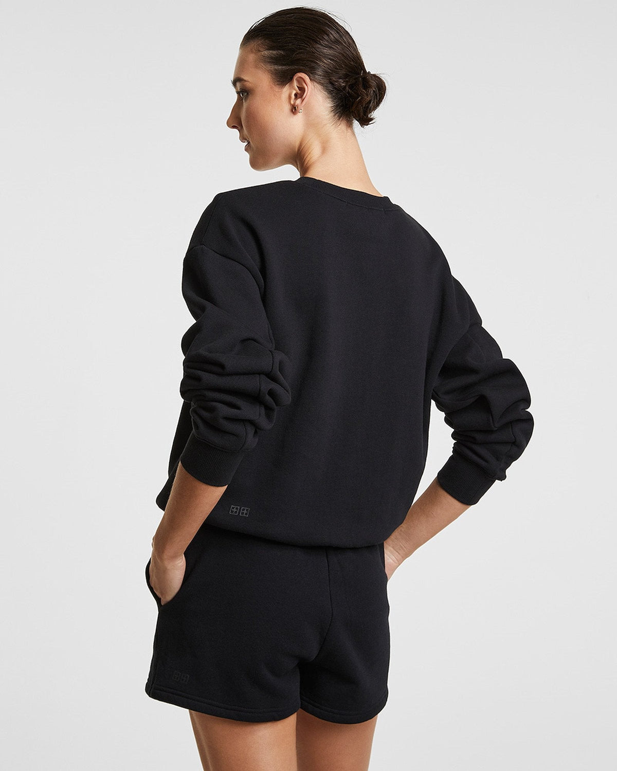 Womens 3 X 4 Klassic Crew Jet Black Regular Fleece - Black