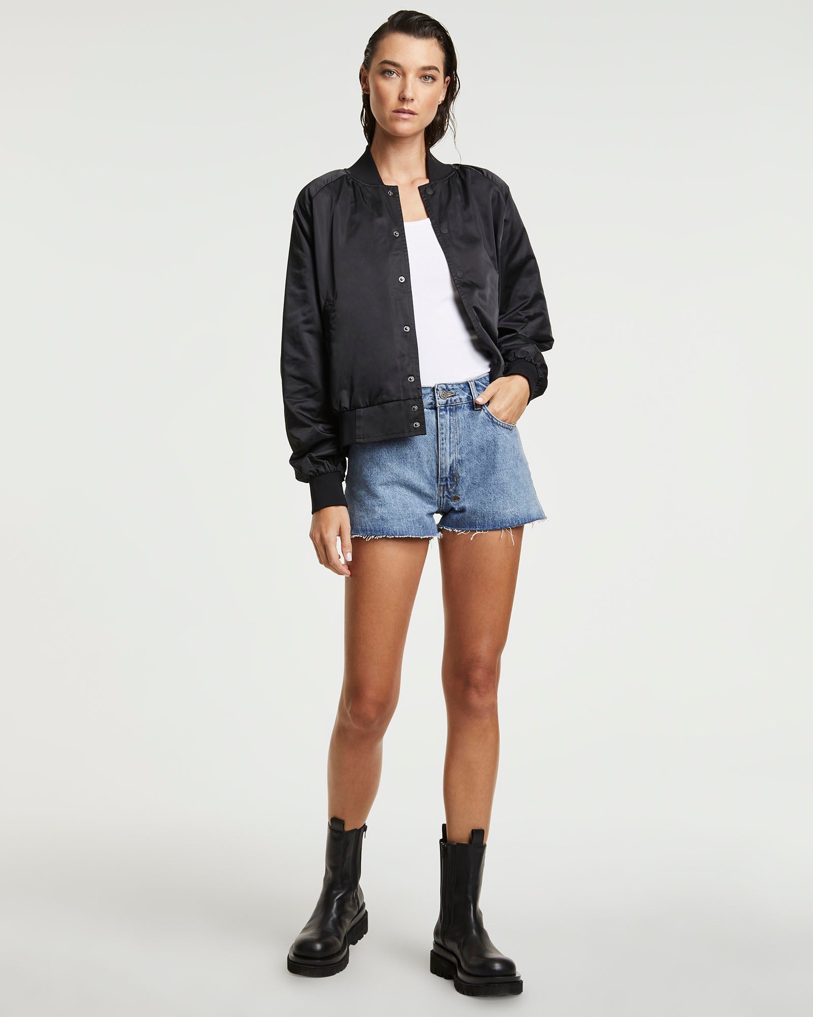 WOMENS  LOFI BOMBER BLACK REGULAR JACKETS