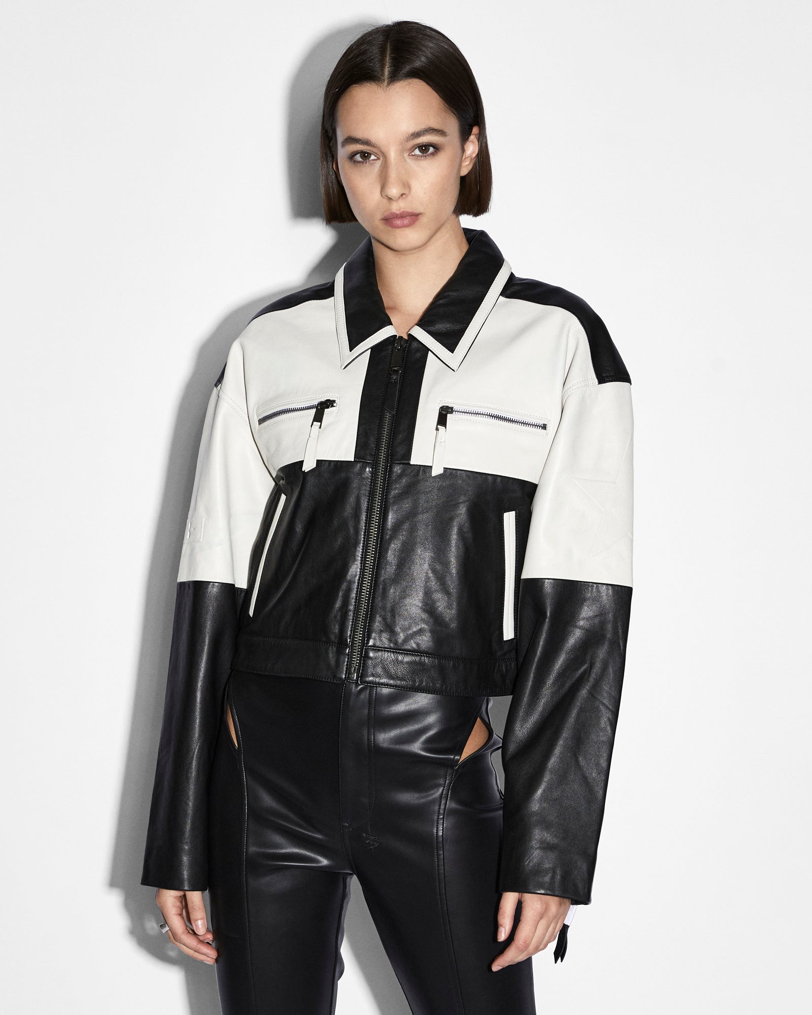 WOMENS  EMBLEM BOXY BIKER BLACK/WHITE BOXY JACKETS