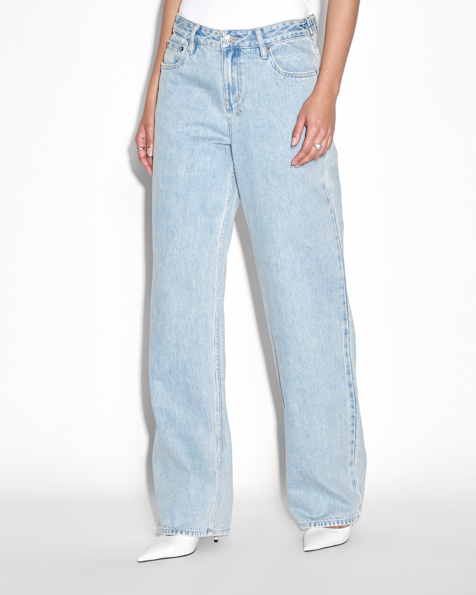 WOMENS  LOW RIDER DOVE BAGGY DENIM JEANS