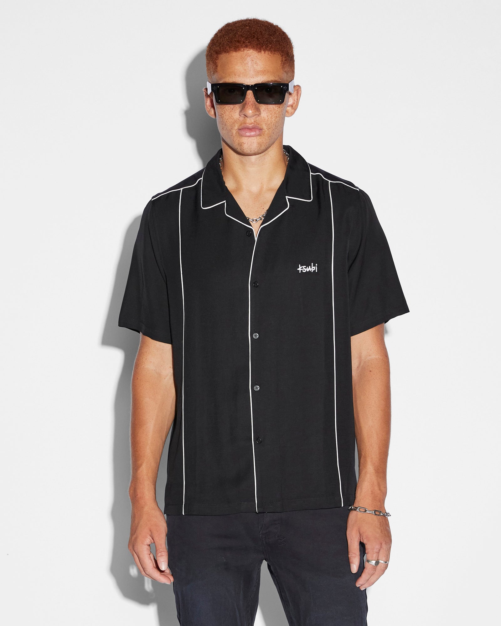 KSUBI DOWNTOWN RESORT SS SHIRT BLACK