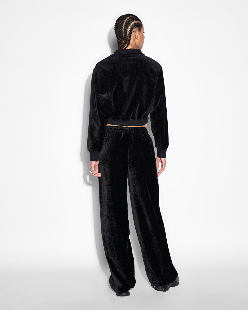 WOMENS RICHIE HALF ZIP CROP BLACK FLEECE
