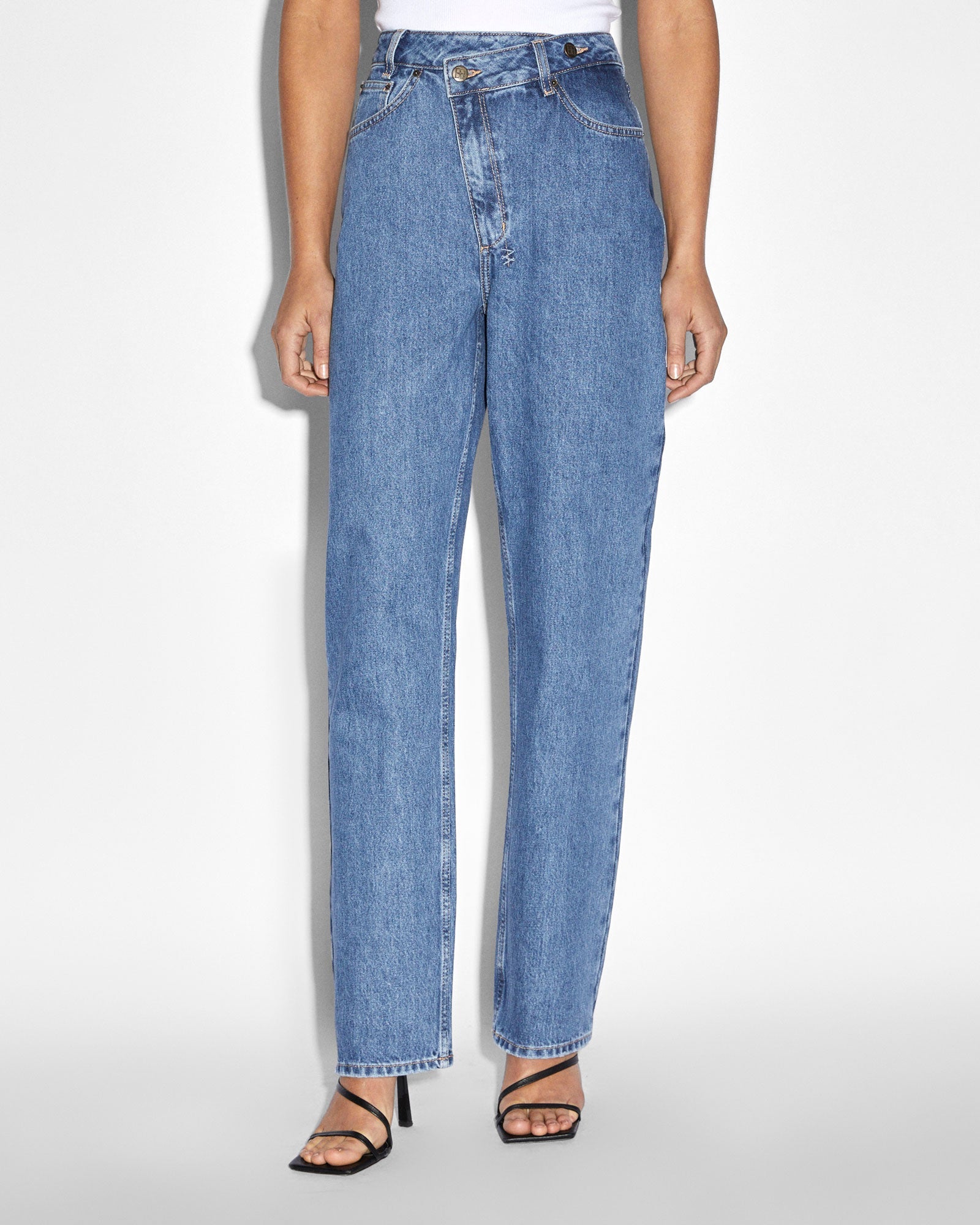 WOMENS  RELAX JEAN HERITAGE RELAXED DENIM JEANS