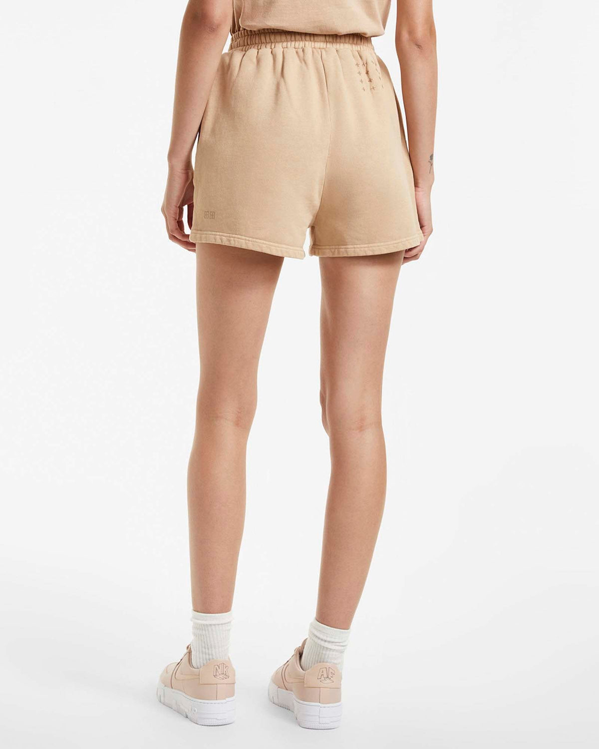 Womens 3 X 4 Trak Short Latte Relaxed Walkshorts - Tan