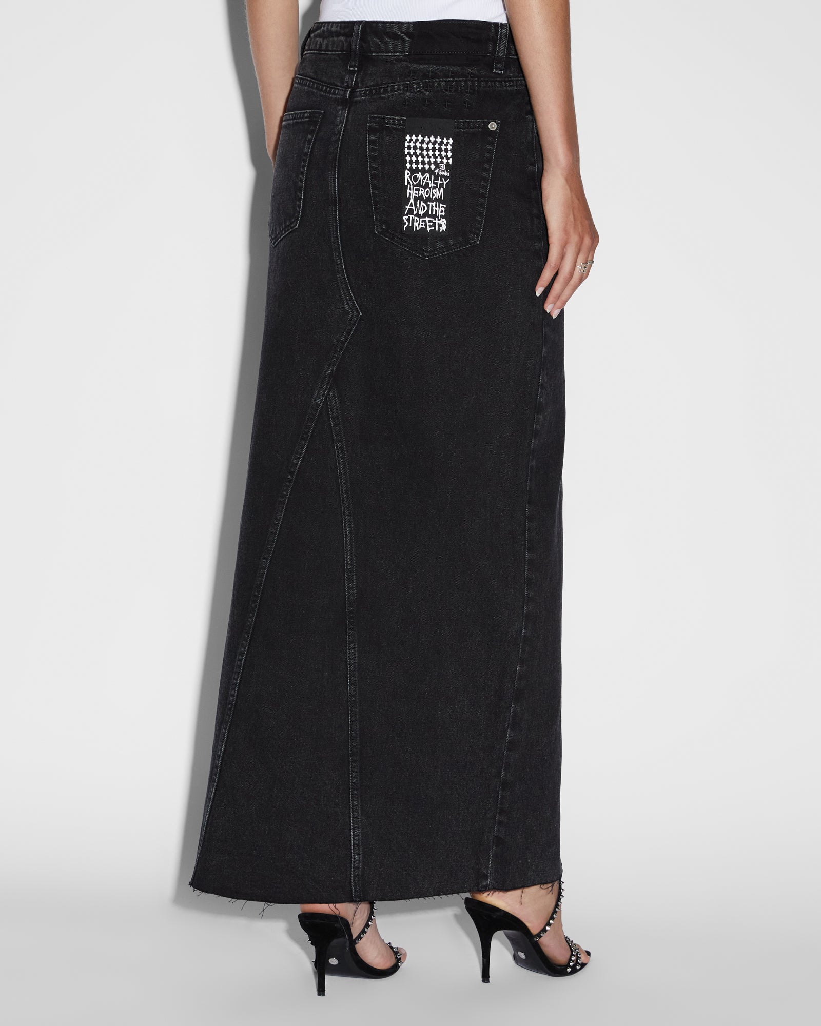 RELAX MAXI SKIRT WASHED BLACK